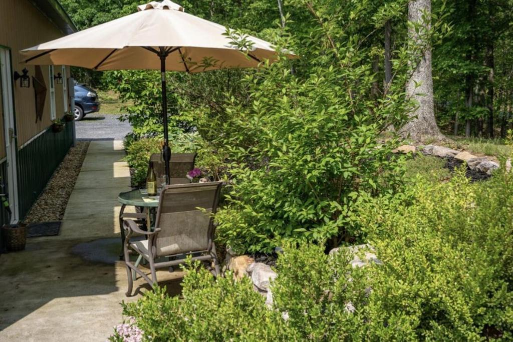 Mockingbird Mountain Spa And Retreat Лурей Экстерьер фото